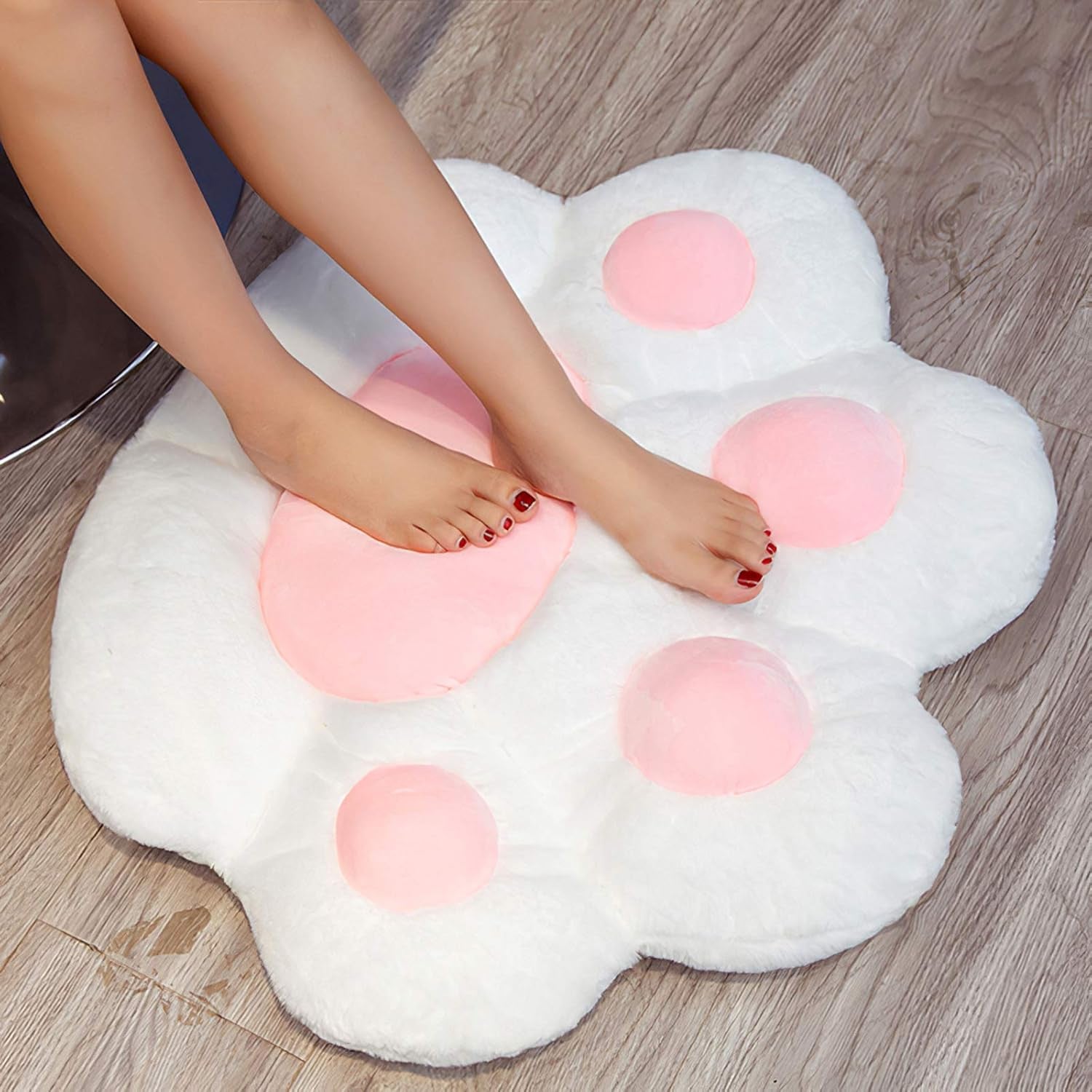 Transform Your Seating Experience with the Adorable Reversible Bear Paw Cushion – Perfect for Home, Office, and Beyond!