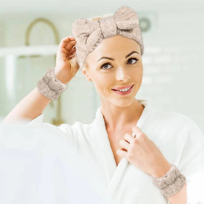 Elevate Your Skincare Routine with Our Adorable 3-Piece Spa Wristband & Headband Set - Perfect for Makeup and Face Washing!